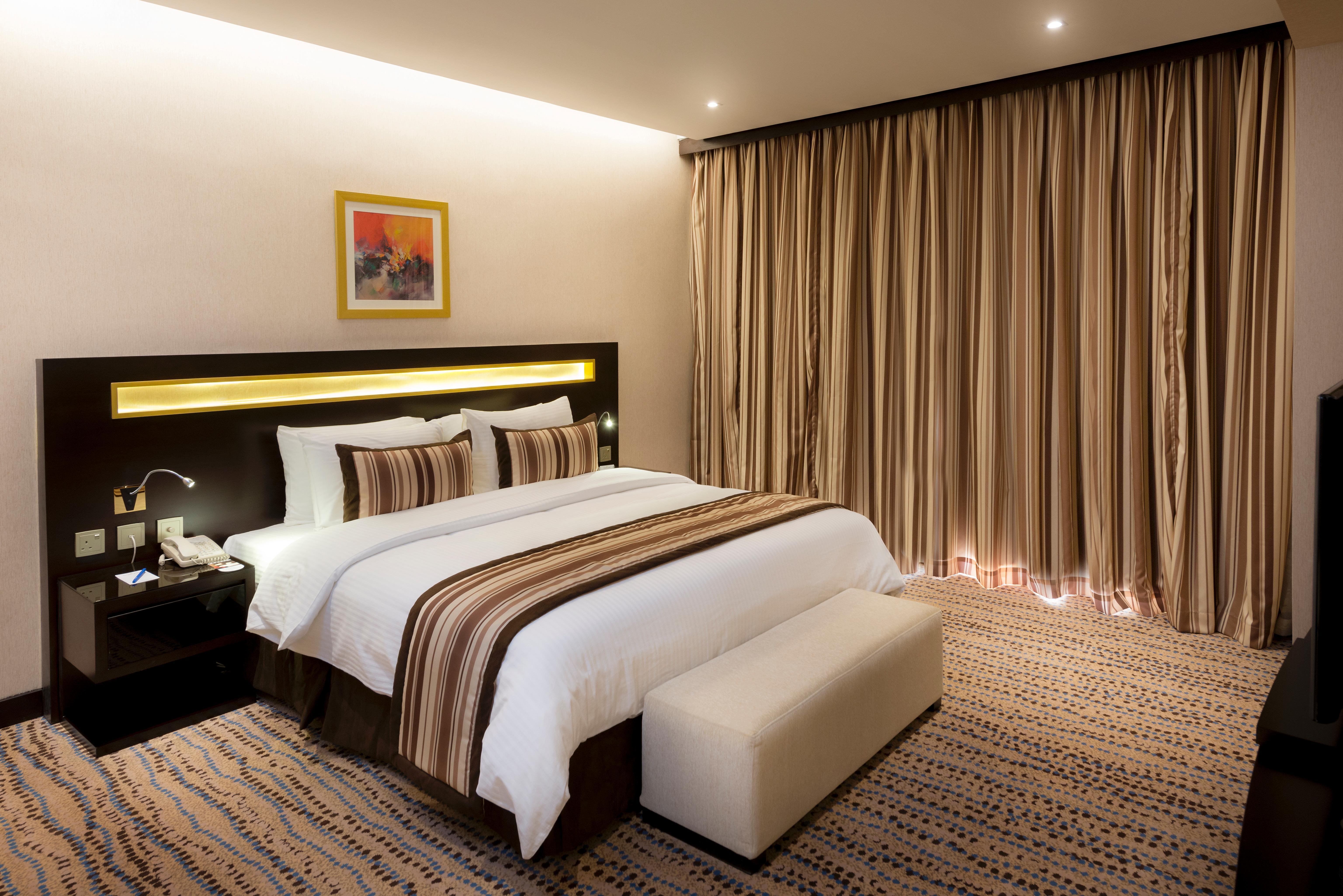 Hotel Golden Tulip Bahrain Manama Exterior foto