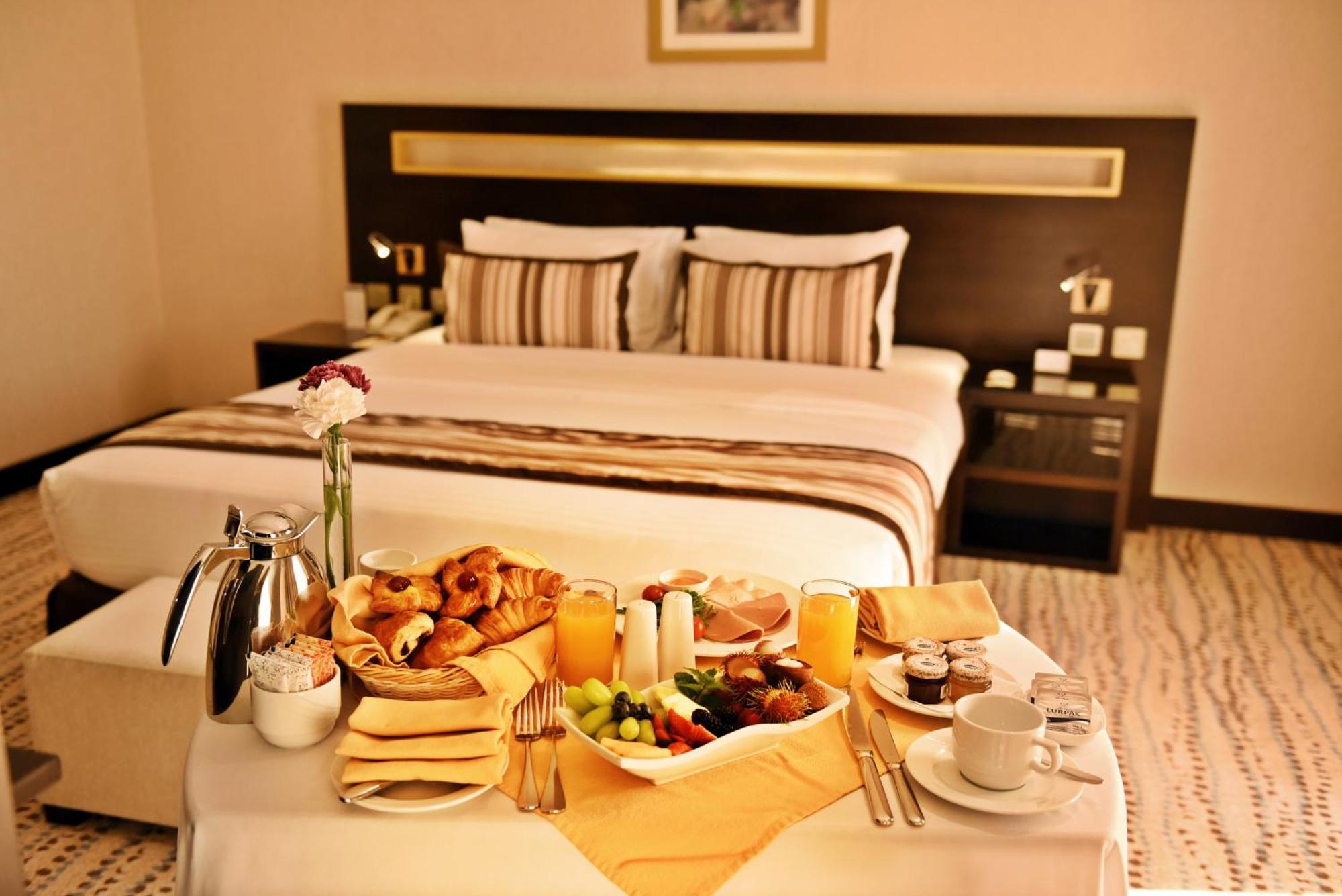 Hotel Golden Tulip Bahrain Manama Zimmer foto