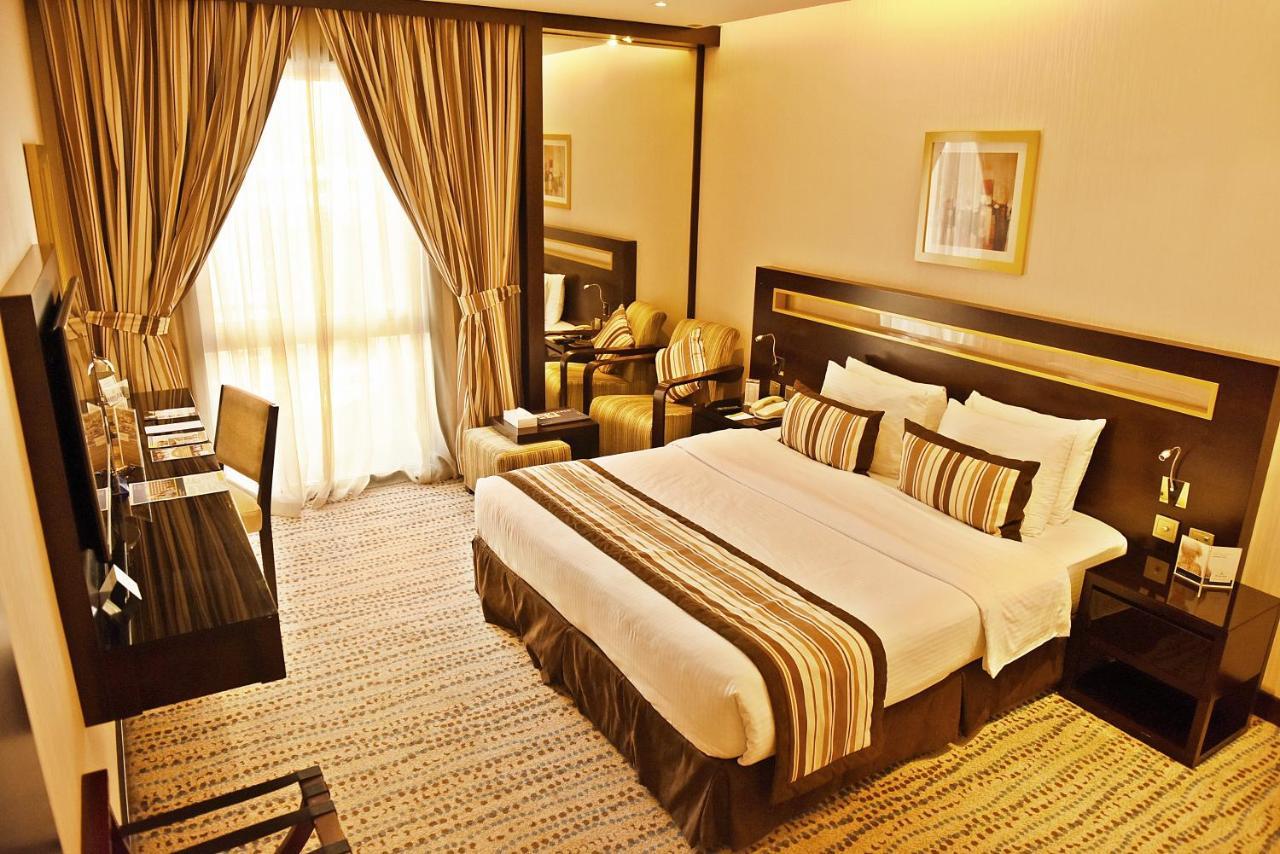 Hotel Golden Tulip Bahrain Manama Exterior foto