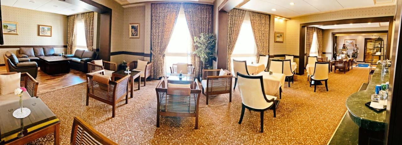 Hotel Golden Tulip Bahrain Manama Exterior foto