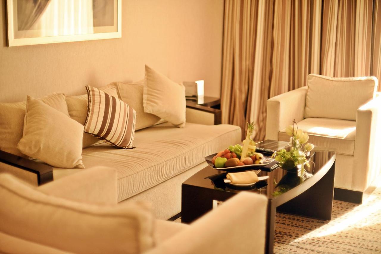 Hotel Golden Tulip Bahrain Manama Exterior foto